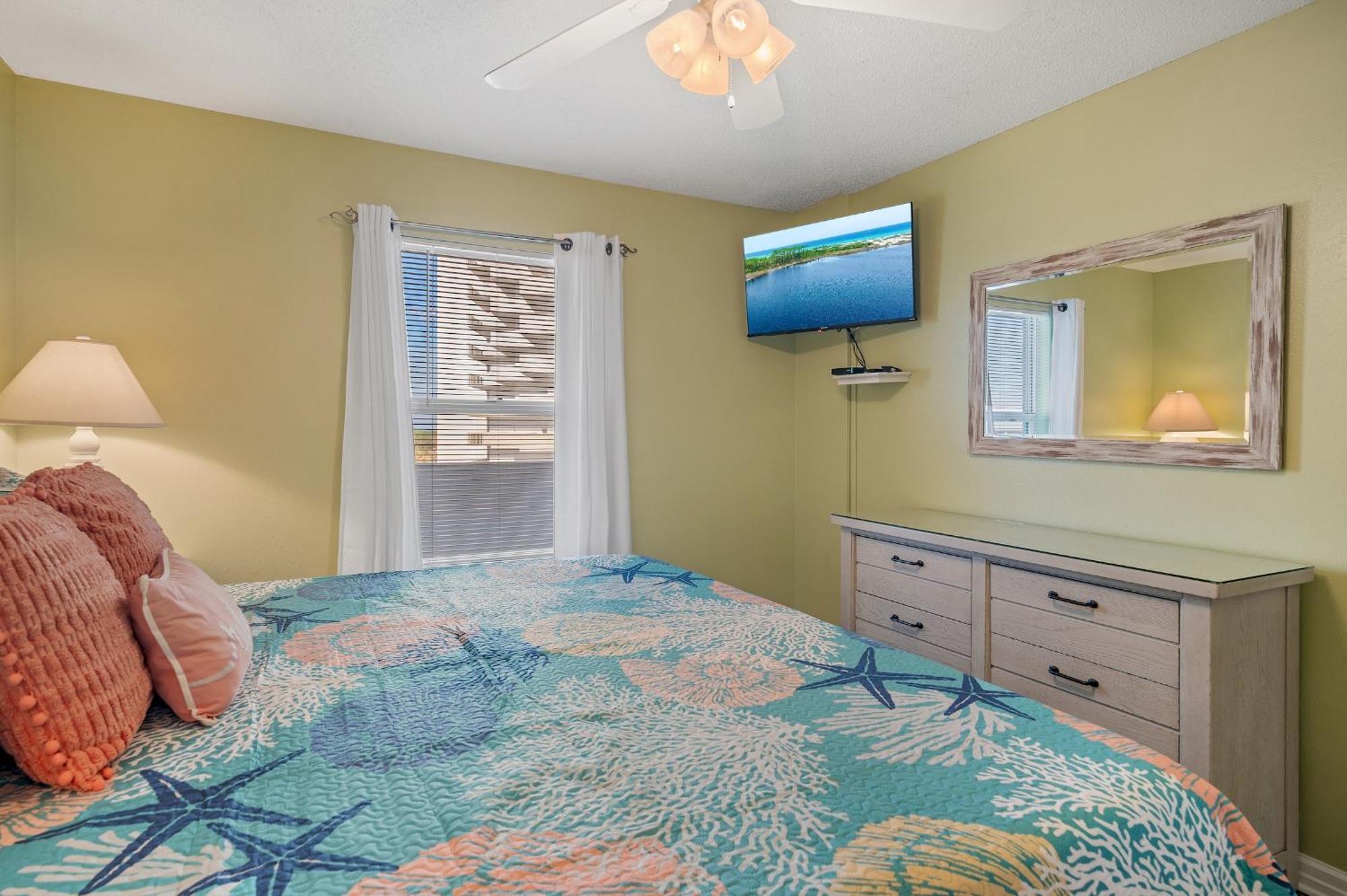 Pelican Beach Resort - Destin Condo Getaways By Cls Экстерьер фото